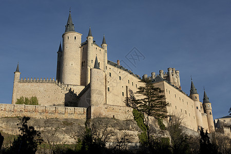 阿尔卡扎尔 塞戈维亚 卡斯蒂利亚和里昂 西班牙遗产旅游建筑晴天堡垒防御石头旅行图片