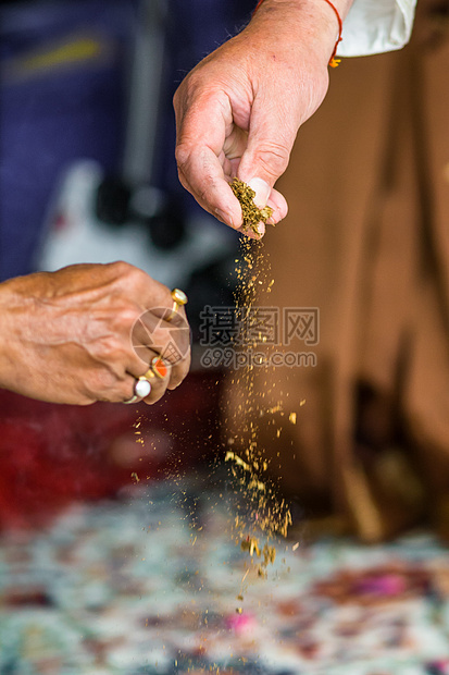 哈尔迪仪式 印度婚礼图片