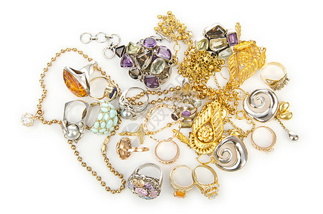 有很多白色的珠宝首饰宏观珠子女性奢华金属宝石石头魅力钻石戒指图片