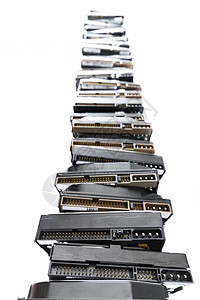 高堆用过的硬盘驱动器贮存数据磁盘技术连接器电子产品内存媒体计算机部分图片