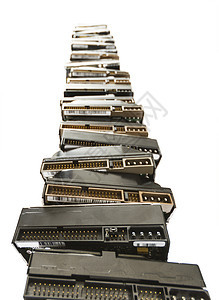 高堆用过的硬盘驱动器信息技术电子电路媒体电脑数据部分电子产品连接器计算机图片