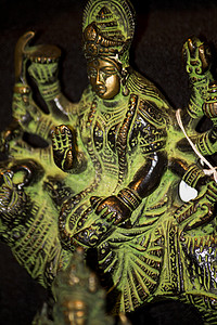 印度萨拉斯瓦提女神图片