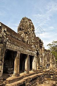 Bayon Siem收获 柬埔寨历史寺庙纪念碑旅行面孔雕塑建筑倒象雕刻雕像图片