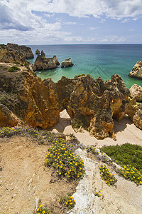 极好葡萄牙海滩白色支撑黄色海洋波浪风景多云假期岩石海岸线图片