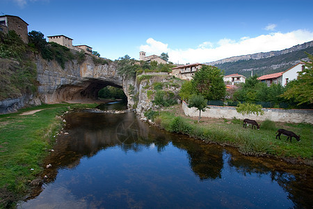 西班牙 卡斯蒂利亚和里昂 布尔戈斯村庄晴天隧道旅游旅行图片
