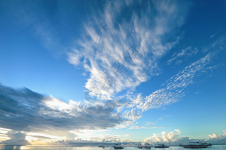 海上天空边缘海洋假期地平线热带风景蓝色海景旅行荒野图片