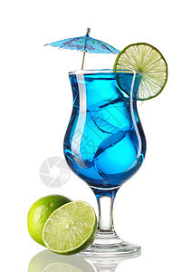 蓝库拉卡鸡尾酒反射果汁玻璃稻草热带酒精派对食物苏打蓝色图片