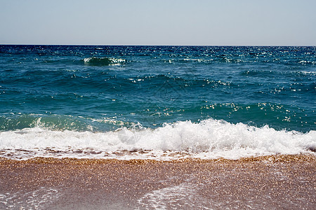 黑海海岸的波浪图片