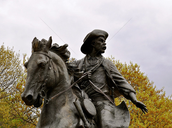 瓦科雕像人骑马艺术品青铜雕塑骑士男人图片