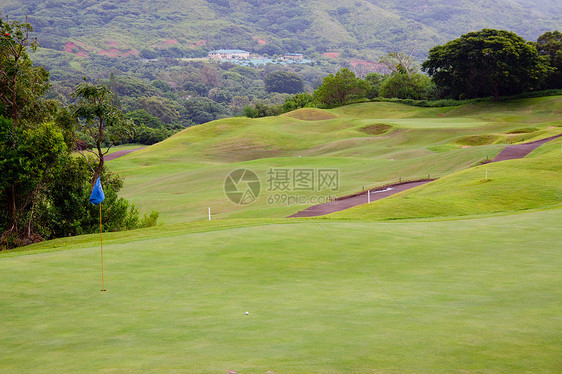 美丽的高尔夫高尔夫球赛绿色植被闲暇高尔夫球目的地旅行圆形旅游乡村俱乐部图片
