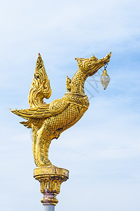 生物的金雕像雕塑女性高棉语金子连体寺庙天空宗教艺术家繁荣图片