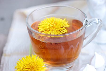 茶杯和鲜花叶子花朵桌子药品输液饮料衬套草本植物茶碗植物图片