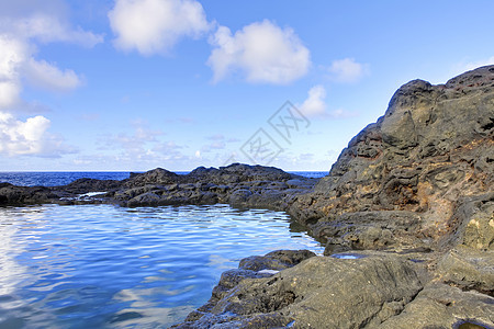 岛毛伊悬崖海岸熔岩池 有海洋 夏威夷图片