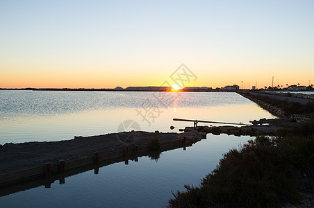 盐碱农场炼油厂盐场工业盐矿水平盐沼河口沼泽图片