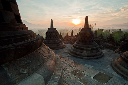 波罗伯寺清晨日出吸引力旅行纪念碑建筑学宗教神话上帝寺庙佛教徒佛塔图片