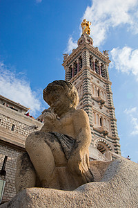 法国马赛的加德圣母院历史性宗教游客教会城市纪念碑地标雕像大教堂贵妇人图片