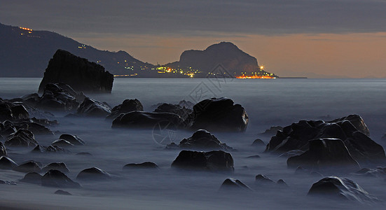 基帕卢建筑房子海景太阳海岸线日落假期海滩旅行天空图片