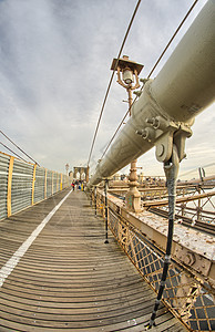 布鲁克林大桥的巨型建筑  纽约市全景商业文化旅行天空市中心摩天大楼电缆城市景观图片