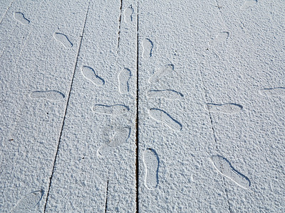 下雪步脚脚步踪迹路线冒险活动娱乐痕迹脚步声脚印人行道图片