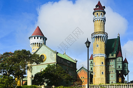 幻想世界城堡王国房子故事艺术世界蓝色天空童话文化设计图片