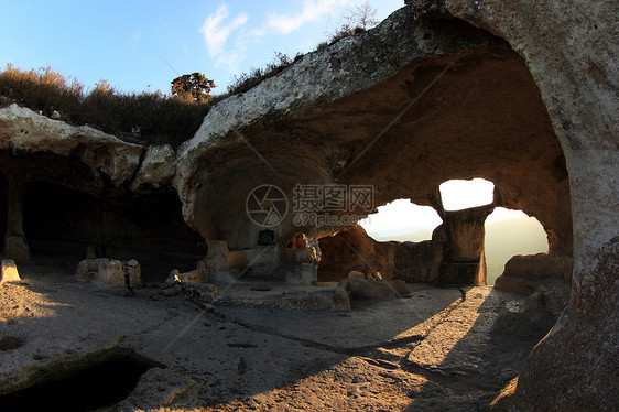 乌克兰克里米亚州爱斯基凯门山洞城乌克兰海岸旅行场景太阳季节天空热带天气天堂地平线图片