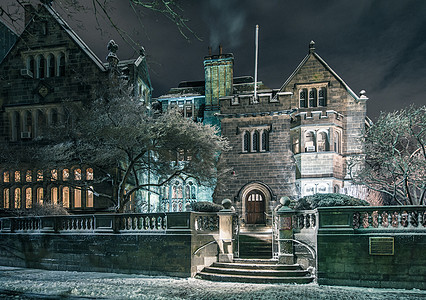 波士顿大学的城堡城天气事业部英语建筑校园教育学校大学大厦蓝色图片