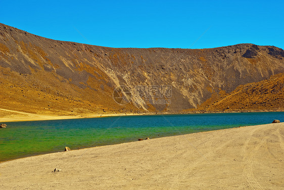 墨西哥托卢卡附近的老火山陨石目的地岩石旅行图片