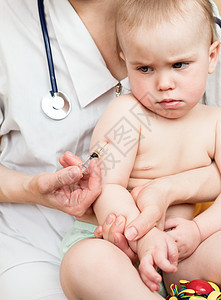给小婴儿注射感染药品病人疾病医师诊所免疫治疗孩子女孩图片