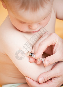 给小婴儿注射医院药品治疗儿科注射器病人发烧肌肉医师诊所图片