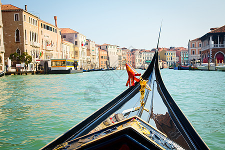 威尼斯的贡多拉之旅旅行假期鼻子历史性缆车地标旅游渠道历史城市图片