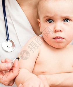 给小婴儿注射注射器童年疾病女孩儿科感染孩子疫苗发烧病人图片