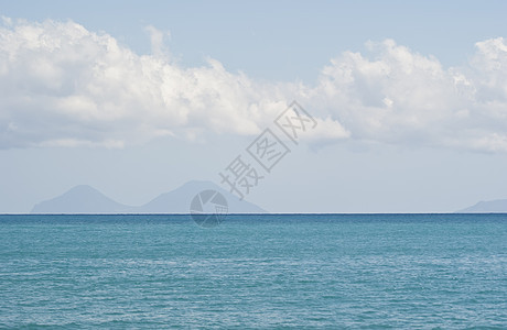 布鲁罗海滩 墨西拿 西西里海湾火山兄弟波浪石头悬崖海景地平线岩石群岛图片