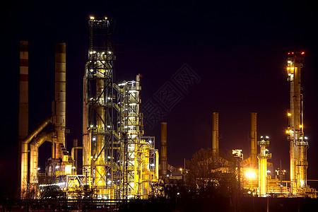 炼油生产金属气体经济烟囱燃料建筑化学品设施石化图片