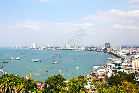 泰国巴塔亚市鸟眼观市中心风景天空海洋全景港口爬坡城市海岸旅行图片
