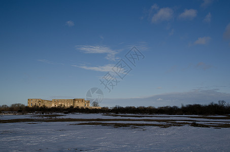 城堡废墟国王蓝色天空聚光灯历史性图片
