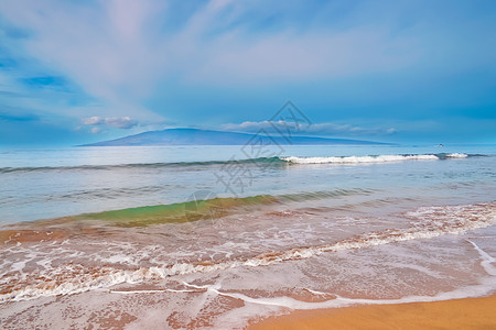 夏威夷毛伊岛 沙滩 沙滩 海洋波浪云景海浪海景火山海滩蓝色天空图片