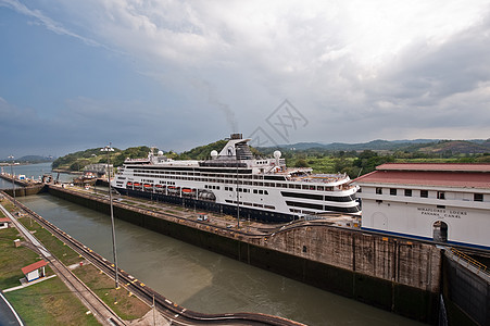 巴拿马运河米拉弗洛尔锁运输热带通道血管海军水路货物贸易货运海洋图片