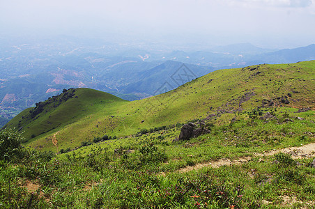 美丽的中国山悬崖顶峰场景山顶日光山坡荒地岩石太阳吸管图片