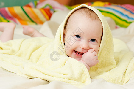 4个Momoh婴儿白色儿童微笑女孩后代女儿幸福乐趣女性快乐图片