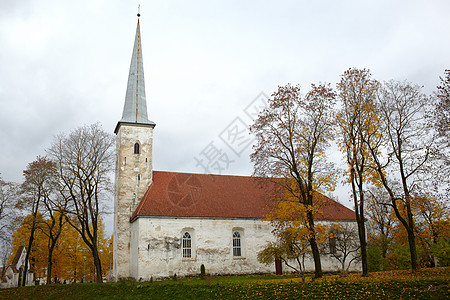 爱沙尼亚Johvi路德教会平铺历史性白色红色建筑大教堂宗教地标圆顶崇拜图片