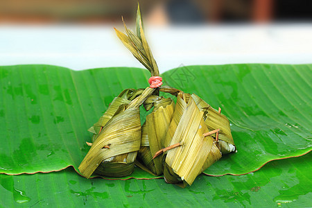 泰国传统甜点节日美食蒸汽营养叶子烹饪庆典漩涡食物盘子图片