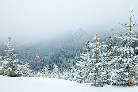 塔特拉斯的滑雪电梯图片