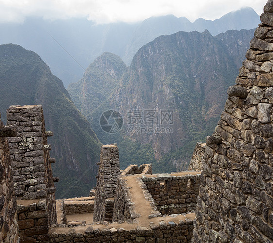 秘鲁库斯科地区的顶峰踪迹旅行历史性旅游假期马丘地标建筑遗产图片