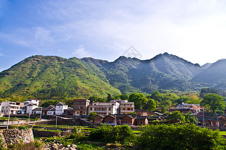 西南中国广东的美丽田地 长岛西南华人高地农村日光日落场景晨报远景村庄花园天气图片