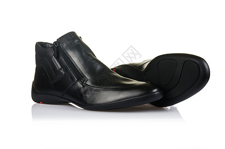 白色男性鞋子的时装概念皮革正装脚跟男人黑色鞋类骡子靴子齿轮反射图片