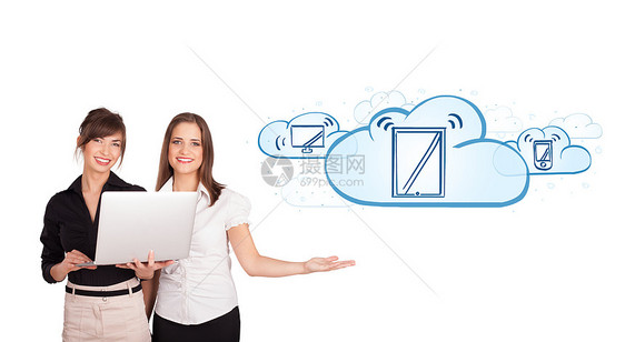 在云中展示现代装置的美丽年轻女性女子微笑电脑标签手机商业技术白色电话女士空白图片