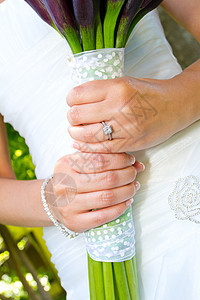 新娘控股包色彩紫色装饰时尚百合婚纱钻石花束婚礼插花图片