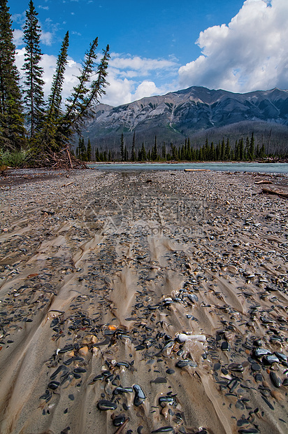 Kootenay公园与沙山之景图片