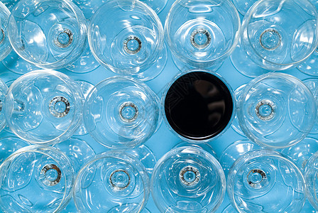 红酒酒精酒杯工作室蓝色水晶食物服务品酒玻璃派对图片