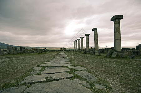 Volubilis 火山卷文化城市大理石历史考古学石头柱子废墟遗产古董图片